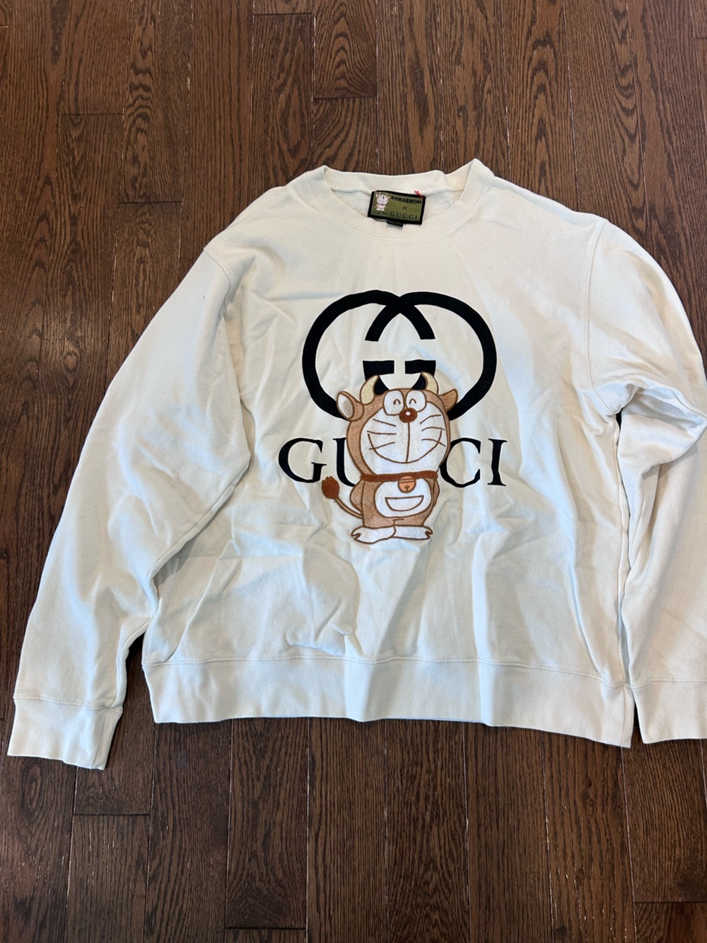 Gucci Cream Sweatshirt with Doraemon Logo - Picture 2 of 6
